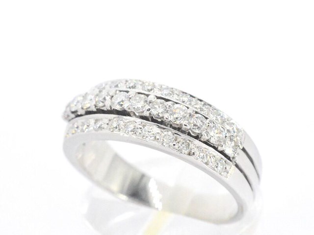 Witgouden ring met diamanten - afbeelding 6 van  12