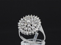 Witgouden ring met diamanten - afbeelding 3 van  8