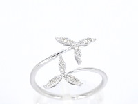 Witgouden ring met diamanten - afbeelding 1 van  11
