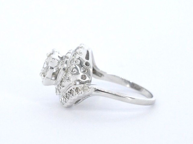 Witgouden ring met diamanten - afbeelding 7 van  11