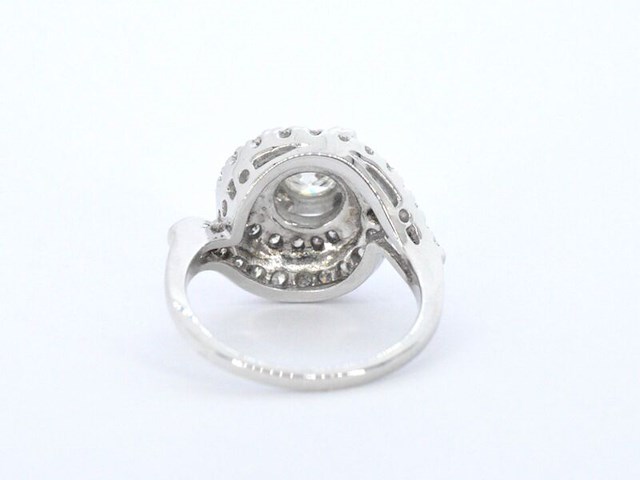 Witgouden ring met diamanten - afbeelding 9 van  11