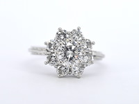 Witgouden ring met diamanten - afbeelding 1 van  9