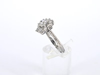 Witgouden ring met diamanten - afbeelding 4 van  9