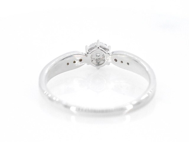 Witgouden ring met diamanten - afbeelding 6 van  9