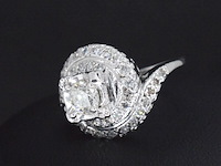 Witgouden ring met diamanten