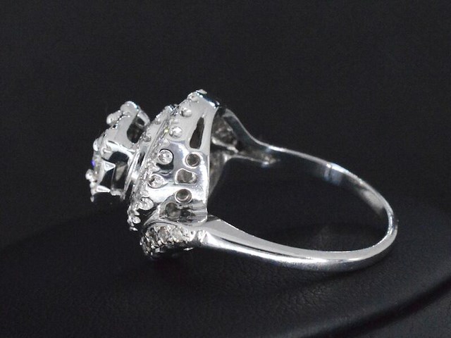 Witgouden ring met diamanten - afbeelding 4 van  5