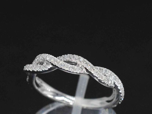 Witgouden ring met diamanten - afbeelding 3 van  9