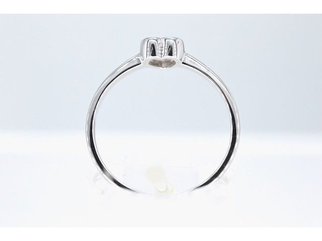 Witgouden ring met een briljant geslepen diamant in hartvorm - afbeelding 4 van  7