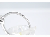 Witgouden ring met een briljant geslepen diamant in hartvorm - afbeelding 5 van  5