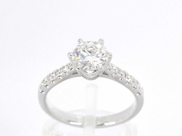 Witgouden ring met een briljant van 1.00 carat - afbeelding 1 van  8