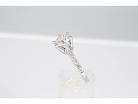 Witgouden ring met een diamant van 1.00 carat - afbeelding 3 van  7
