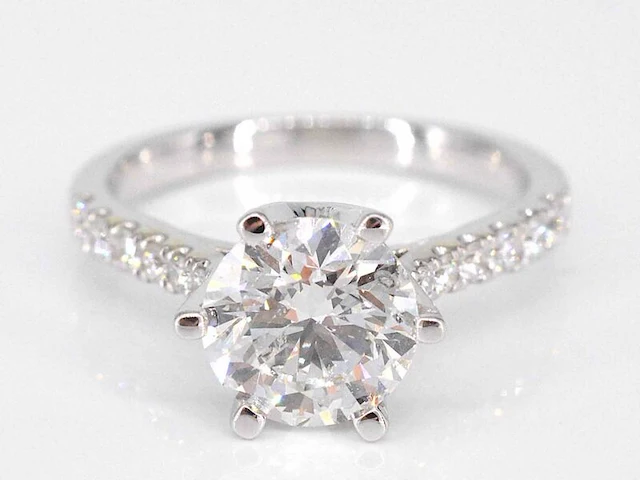 Witgouden ring met een diamant van 1.00 carat - afbeelding 1 van  8