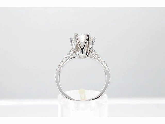 Witgouden ring met een diamant van 1.00 carat - afbeelding 4 van  8
