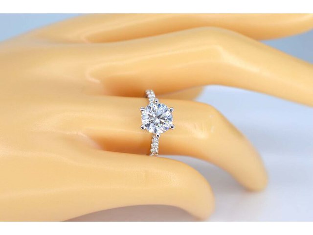 Witgouden ring met een diamant van 2.00 carat - afbeelding 2 van  7