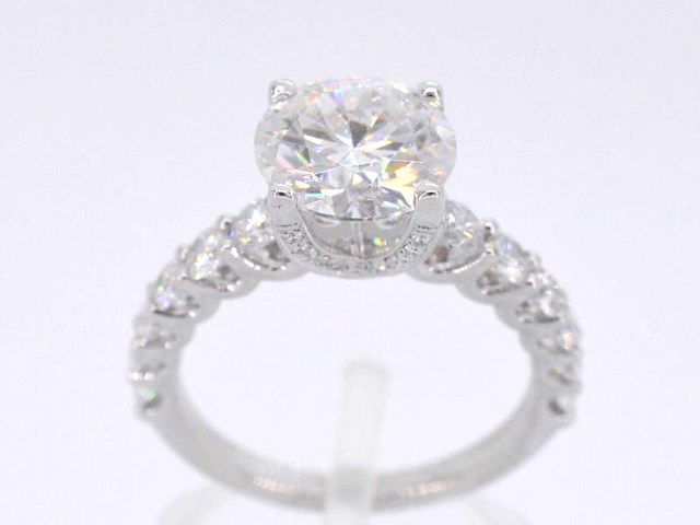Witgouden ring met een diamant van 2.00 carat - afbeelding 1 van  7