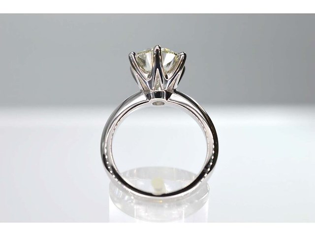 Witgouden ring met een grote briljant geslepen natuurlijke diamant van 3.00 carat - afbeelding 3 van  8