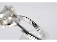 Witgouden ring met een grote briljant geslepen natuurlijke diamant van 3.00 carat - afbeelding 5 van  8