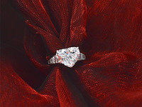 Witgouden ring met een heart shape diamant van 5.04 carat met hrd certificaat - afbeelding 7 van  11