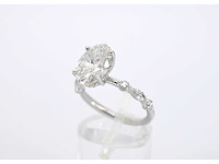 Witgouden ring met een ovale diamant van 3.00 carat - afbeelding 2 van  11