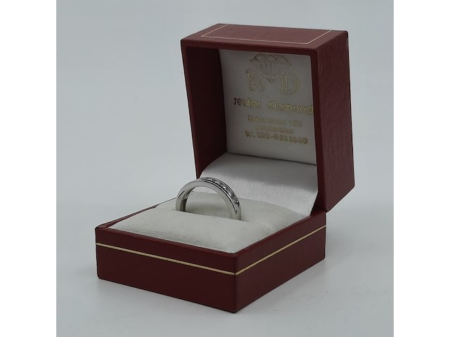 Witgouden ring met een railzetting, 18 karaats - afbeelding 4 van  13