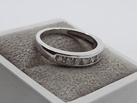 Witgouden ring met een railzetting, 18 karaats - afbeelding 12 van  13