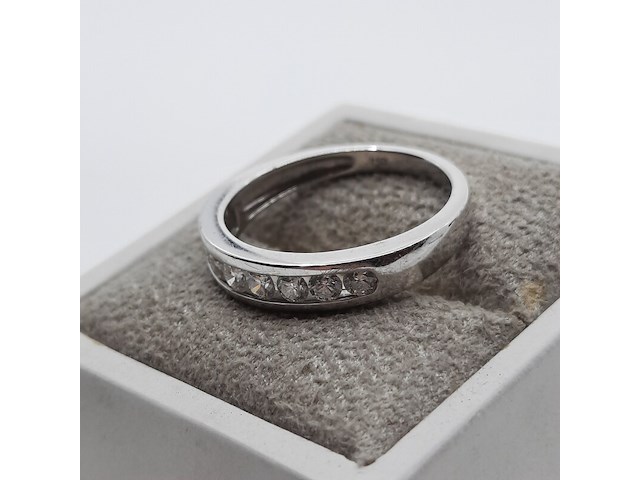 Witgouden ring met een railzetting, 18 karaats - afbeelding 13 van  13