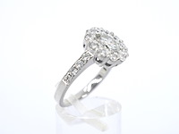 Witgouden ring met grote diamanten - afbeelding 4 van  10