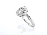 Witgouden ring met grote diamanten - afbeelding 5 van  10