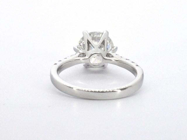 Witgouden ring met natuurlijke diamanten en een grote briljant geslepen diamant van 2.25 carat - afbeelding 6 van  10