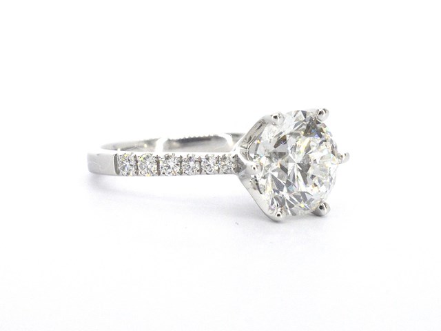 Witgouden ring met natuurlijke diamanten en een grote briljant geslepen diamant van 2.25 carat - afbeelding 8 van  10