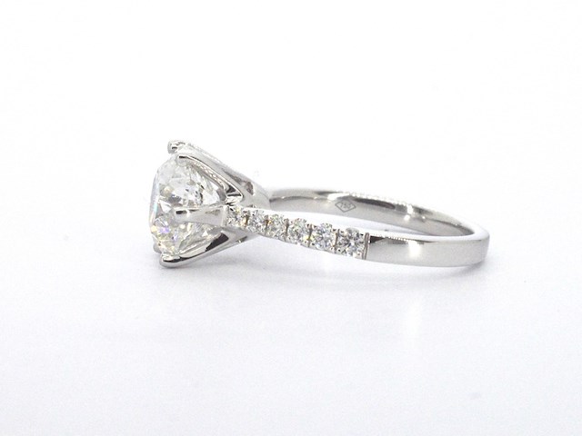 Witgouden ring met natuurlijke diamanten en een grote briljant geslepen diamant van 2.25 carat - afbeelding 9 van  10