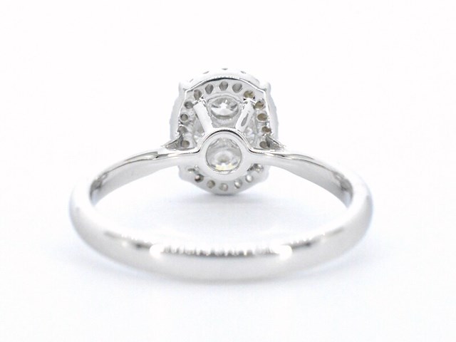Witgouden ring met natuurlijke diamanten in ovaal vorm - afbeelding 9 van  11
