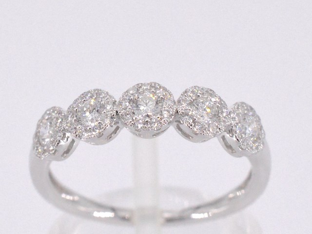 Witgouden ring met natuurlijke diamanten - afbeelding 1 van  10