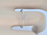 Witgouden ring met natuurlijke roze en witte diamant - afbeelding 2 van  8
