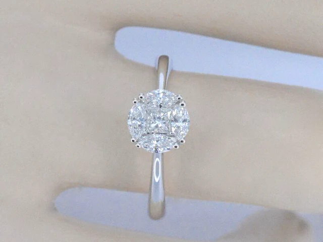 Witgouden ring met prinses en marquise geslepen natuurlijke diamanten - afbeelding 4 van  11