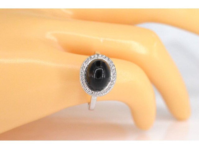 Witgouden ring met witte diamant en onix - afbeelding 2 van  7