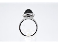Witgouden ring met witte diamant en onix - afbeelding 4 van  7