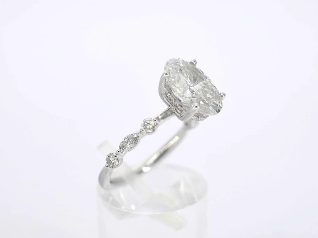Witgouden ring ovale diamant 3.00 ct - afbeelding 4 van  11