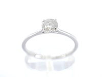 Witgouden ring solitair met natuurlijke briljant geslepen diamanten