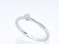 Witgouden ring solitaire met een briljant geslepen diamant - afbeelding 5 van  10