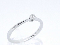 Witgouden ring solitaire met een briljant geslepen diamant - afbeelding 6 van  10