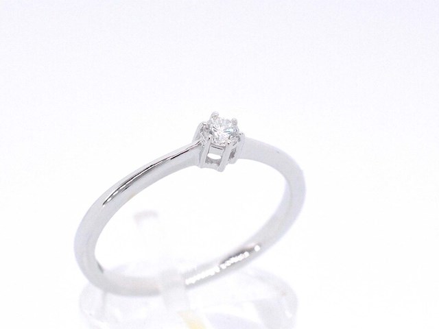 Witgouden ring solitaire met een briljant geslepen diamant - afbeelding 6 van  11