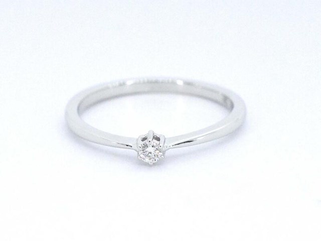 Witgouden ring solitaire met een briljant geslepen natuurlijke diamant - afbeelding 8 van  11