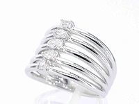 Witgouden ring vijf diamanten - afbeelding 9 van  11