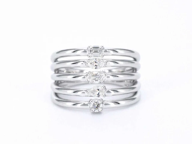 Witgouden ring vijf diamanten - afbeelding 6 van  11