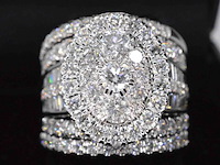 Witgouden ring vol gezet met diamanten 5.50 carat