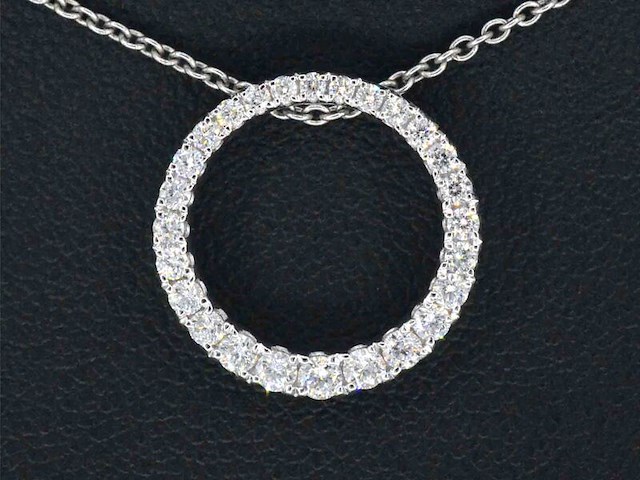 Witgouden ronde hanger met briljant geslepen diamanten, excl. ketting - afbeelding 1 van  9