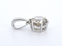 Witgouden solitair hanger met een diamant van 1.50 carat, excl. ketting - afbeelding 8 van  10