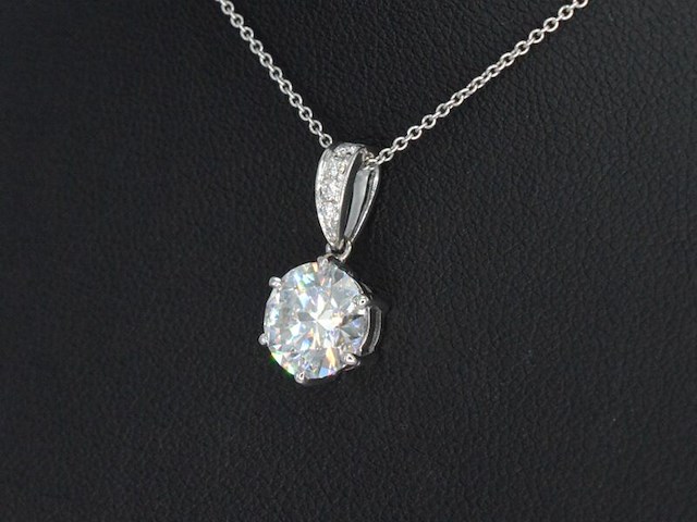 Witgouden solitair hanger met een diamant van 1.50 carat, excl. ketting - afbeelding 3 van  7