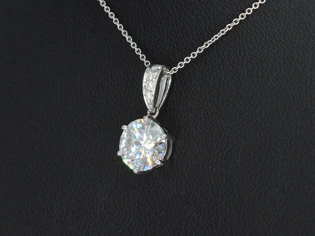 Witgouden solitair hanger met een diamant van 1.50 carat, excl. ketting - afbeelding 3 van  7